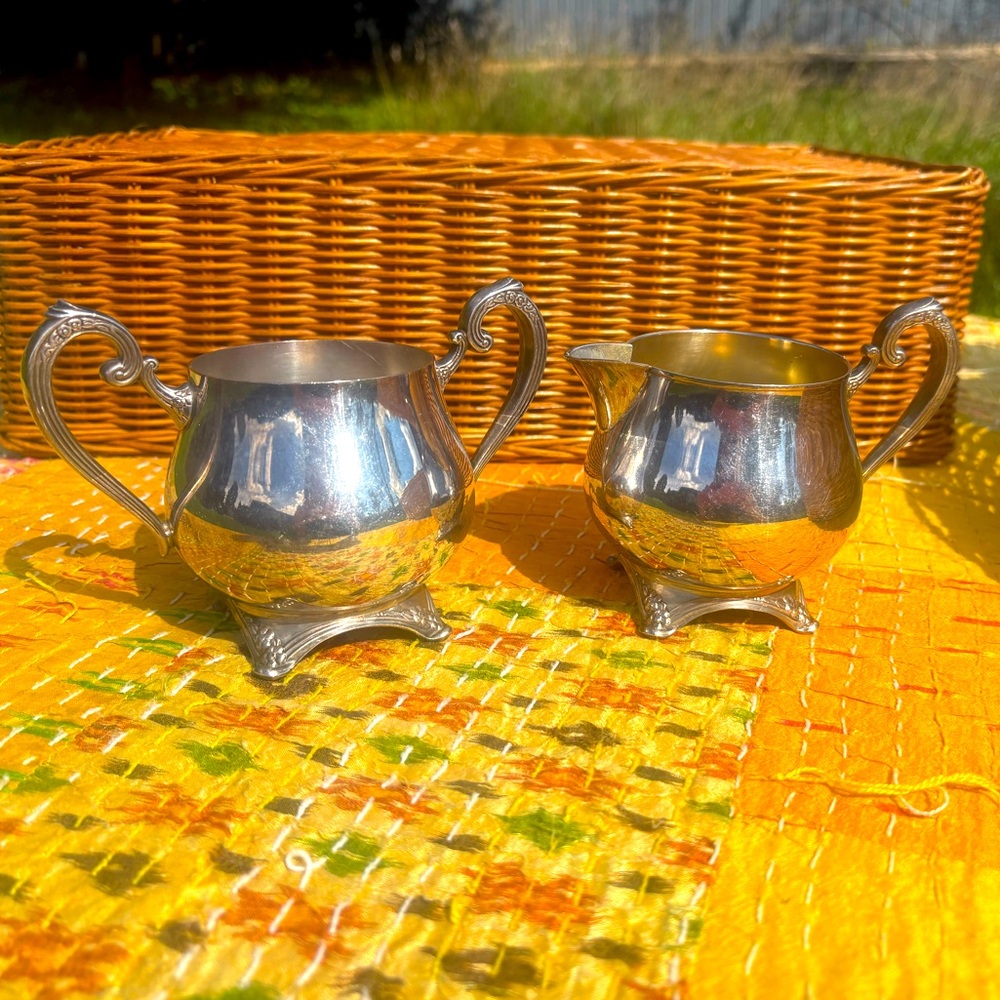 Vintage Oneida Silverplate Sugar Bowl and Cream Pitcher